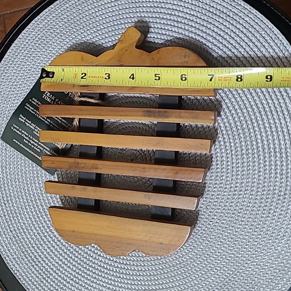 🍅Teak Tomato Trivet - Picture 6 of 6